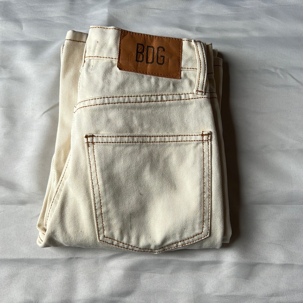 Off white loose straight jeans